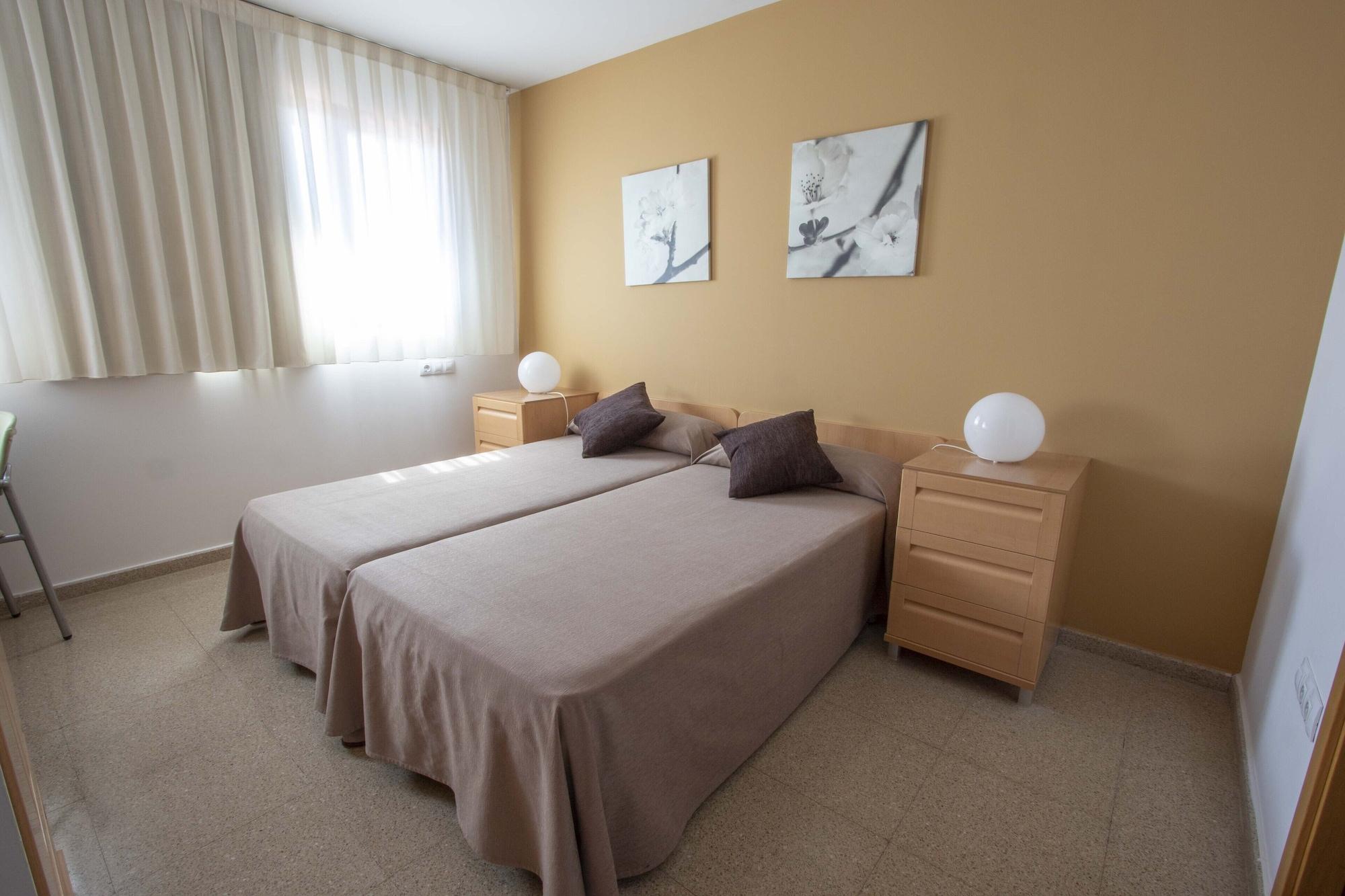 Resort Y Congresos - Universitaria 2*